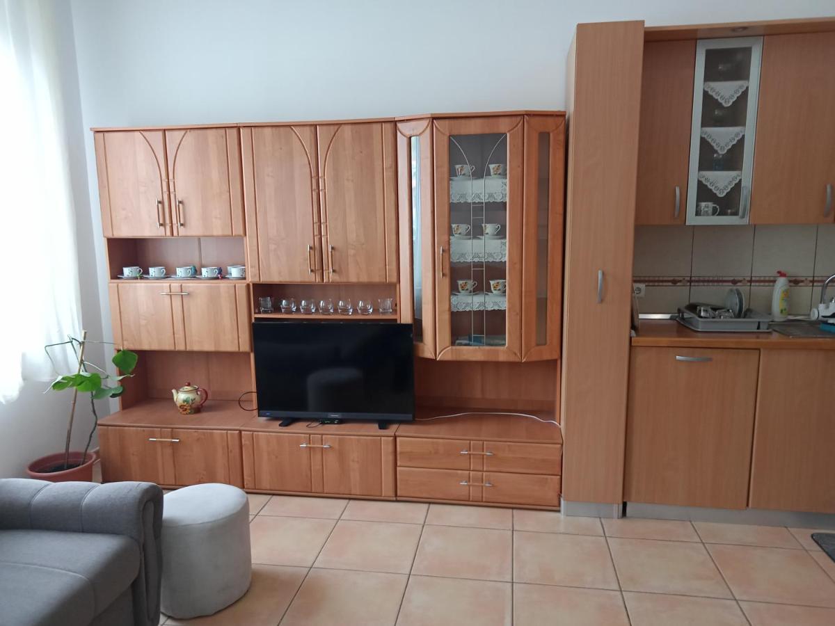Apartman Mara Lovran Εξωτερικό φωτογραφία